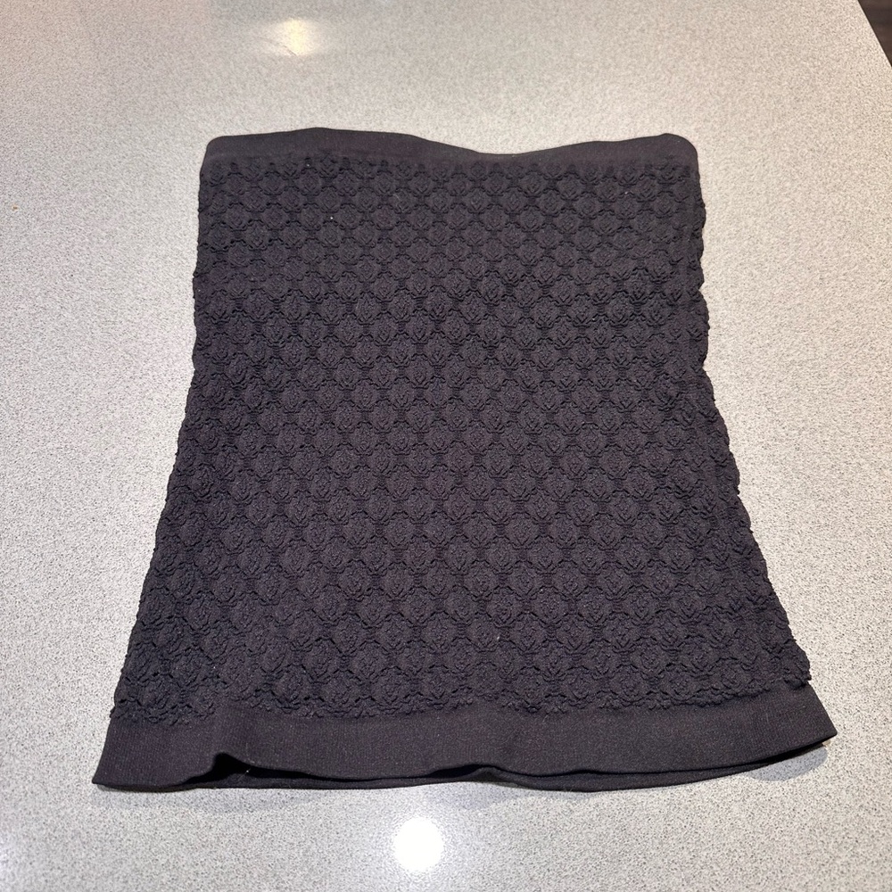 Elegant Black Textured Skirt